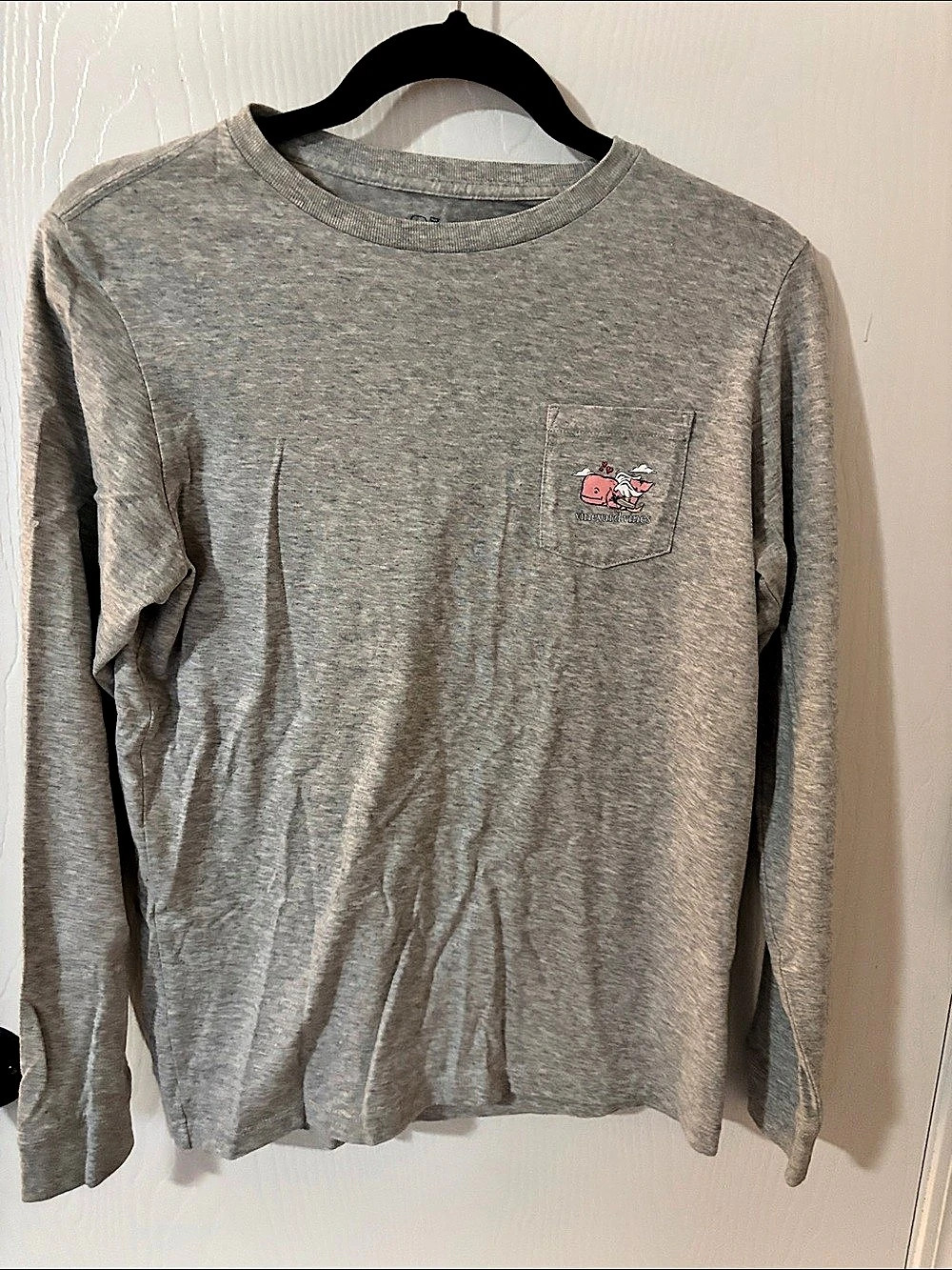Vineyard Vines Boys LS Graphic Pkt Tee Love Struck Cupid Whale Cupid Whale Gray
